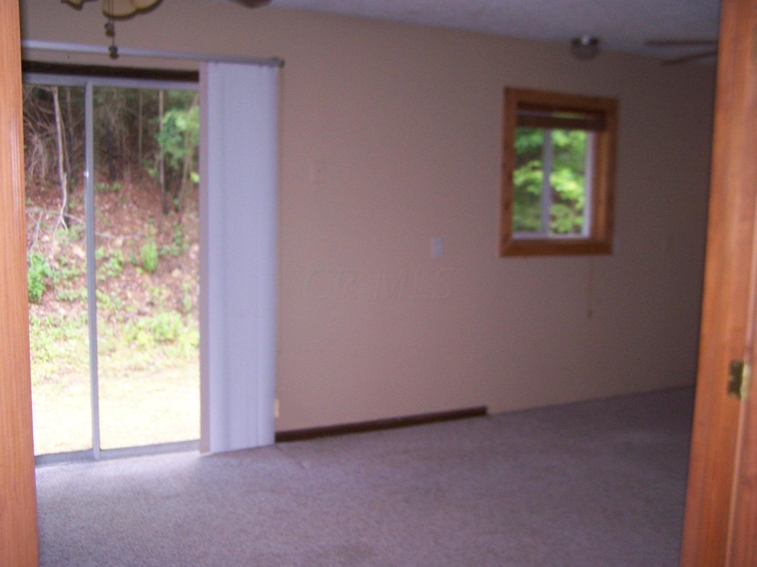 8100 Sugar Grove Road Southeast Sugar Grove, OH 43155 - Photo 6 of 15