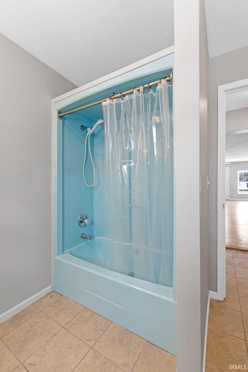 504 7th Street Howe, IN 46746 - Photo 20 of 25 Gallery Image 20