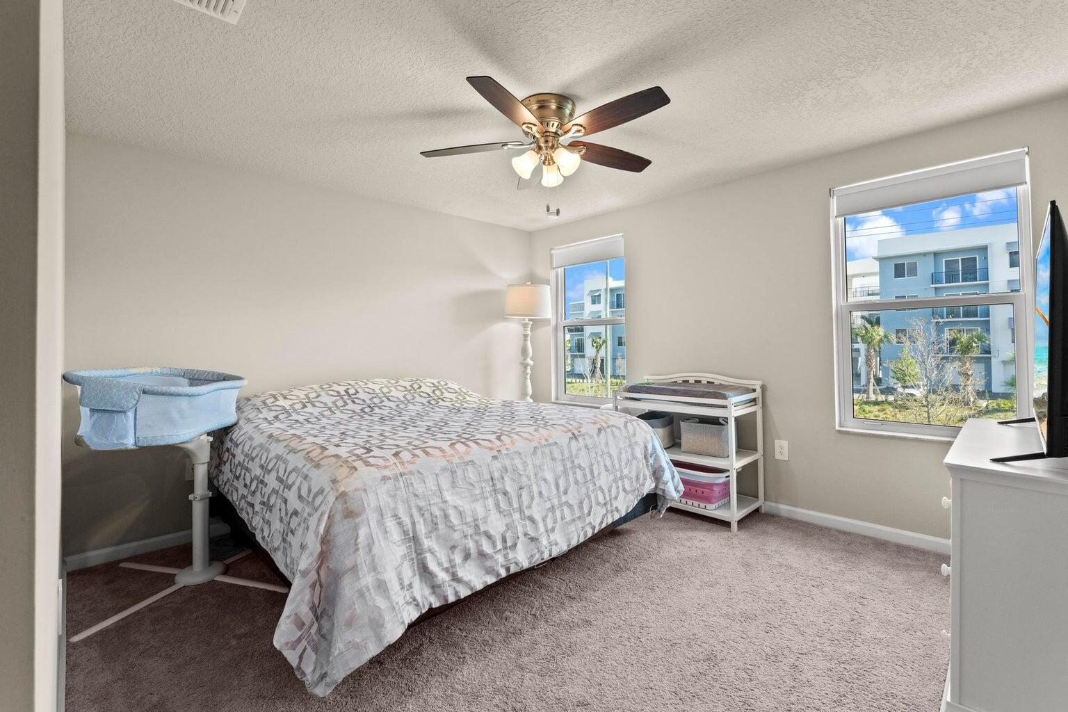 359 Southeast Angler Drive Stuart, FL 34994 - Photo 21 of 34 20240227220937580114000000-o