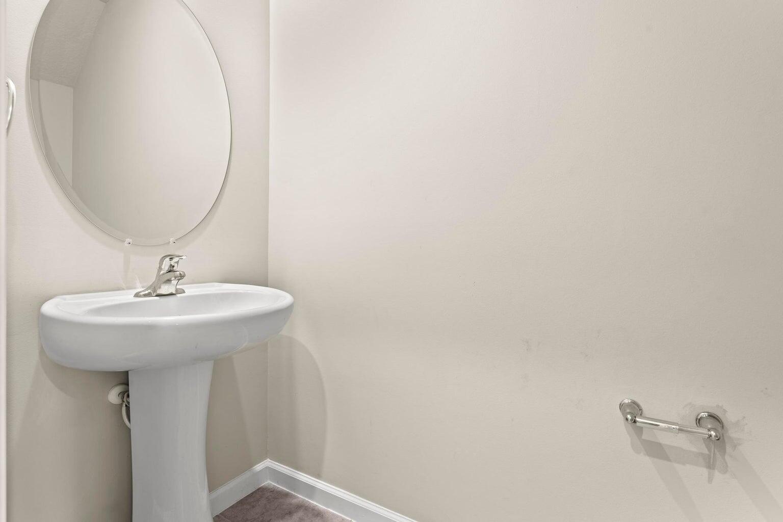 359 Southeast Angler Drive Stuart, FL 34994 - Photo 6 of 34 20240227220614647251000000-o