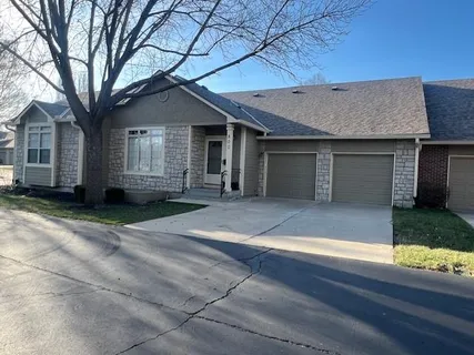 $385,000 | 15732 South Sunset Drive, Unit 800, Olathe, KS 66062