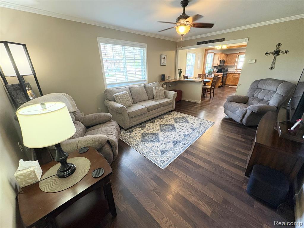 2230 Center Road Burton, MI 48509 - Photo 3 of 21 Gallery Image 3