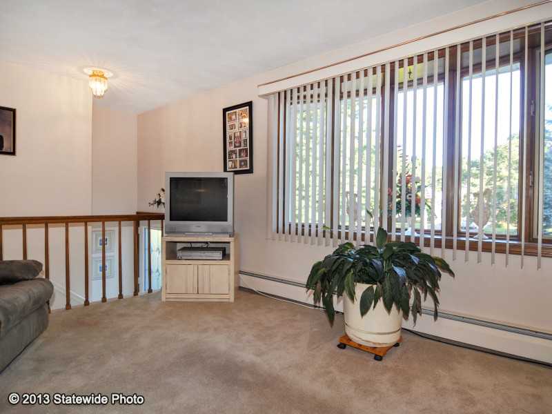 315 William Henry Road Scituate, RI 02857 - Photo 3 of 25 Living Room.