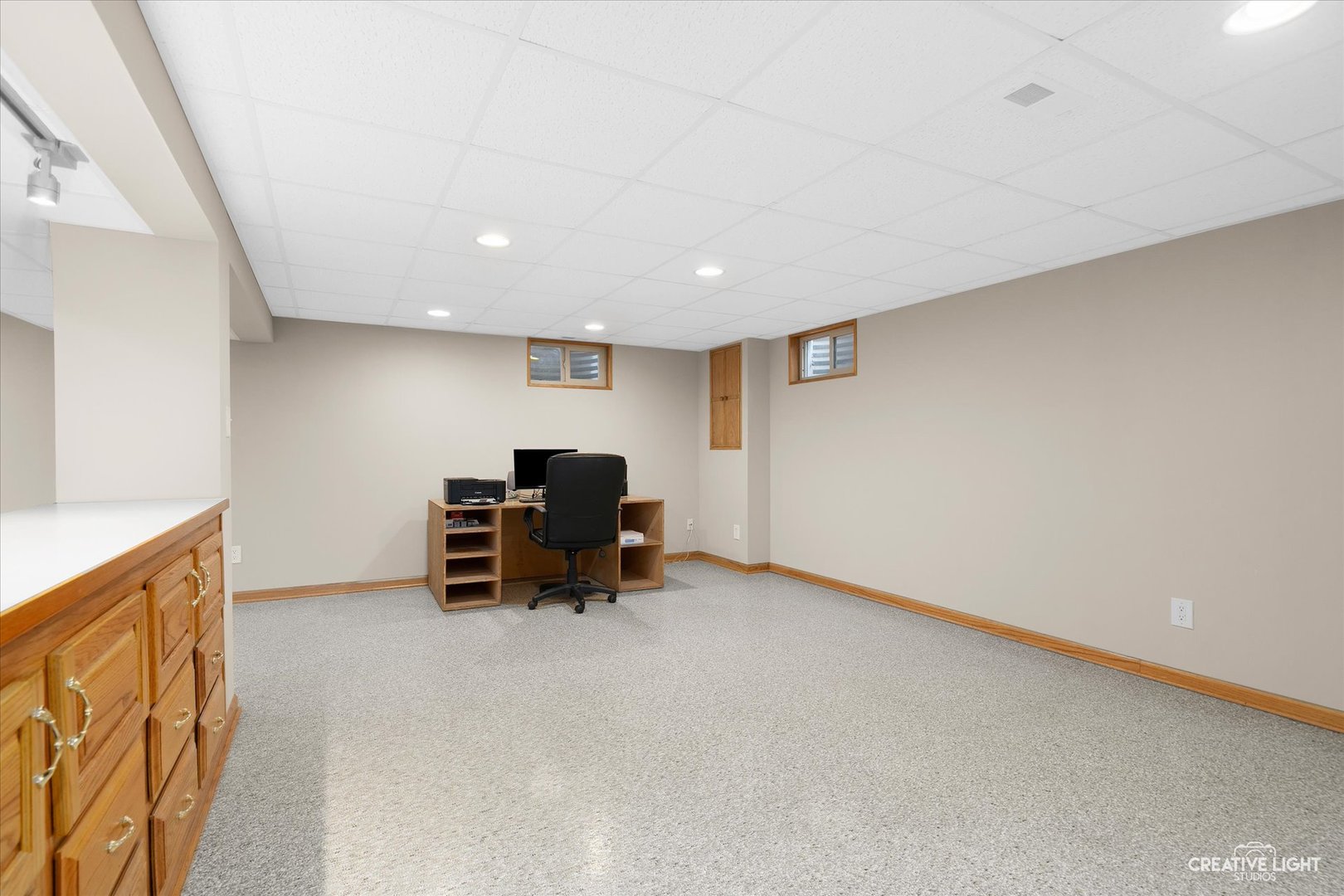 131 Terry Drive Sugar Grove, IL 60554 - Photo 20 of 27 a view of workspace with furniture