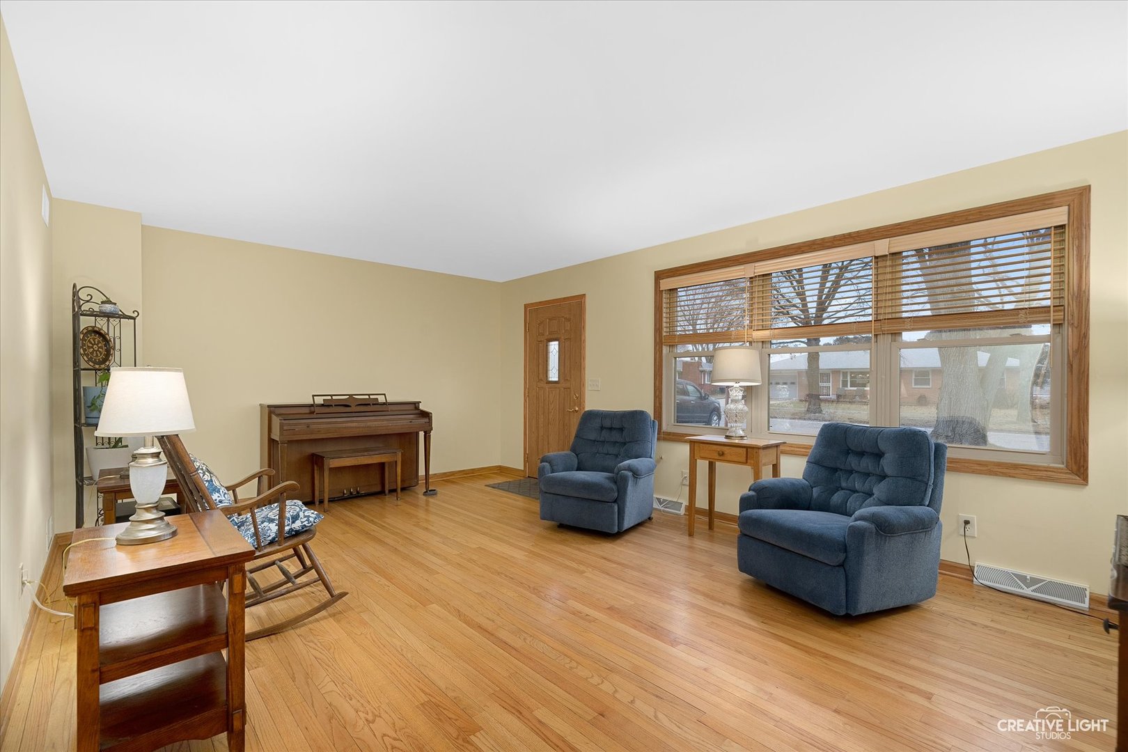131 Terry Drive Sugar Grove, IL 60554 - Photo 4 of 27 a living room with furniture and a flat screen tv