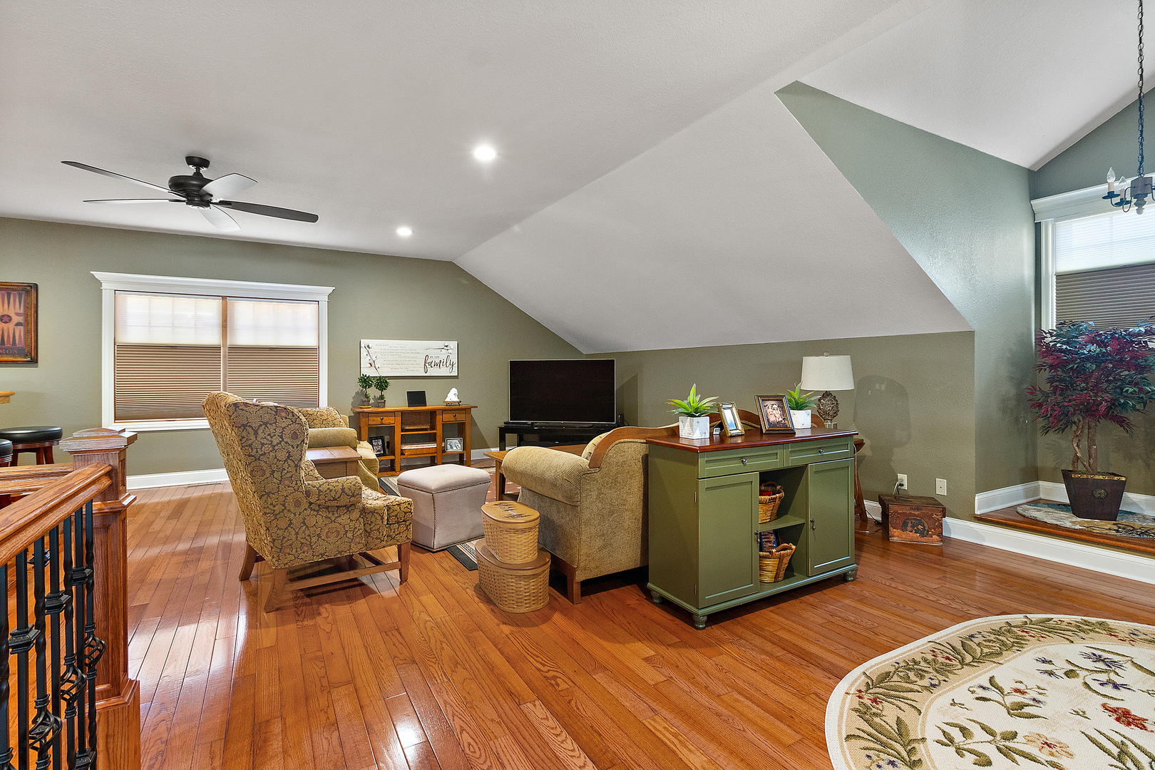 3157 River Road Kankakee, IL 60901 - Photo 24 of 50 a living room with furniture and a fireplace