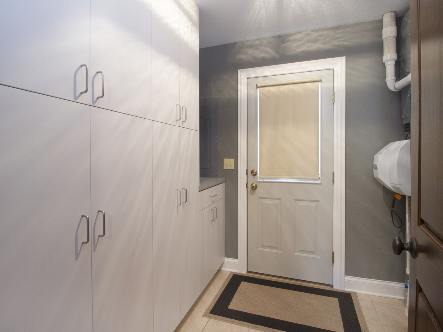 3157 River Road Kankakee, IL 60901 - Photo 31 of 50 a view of walk in closet