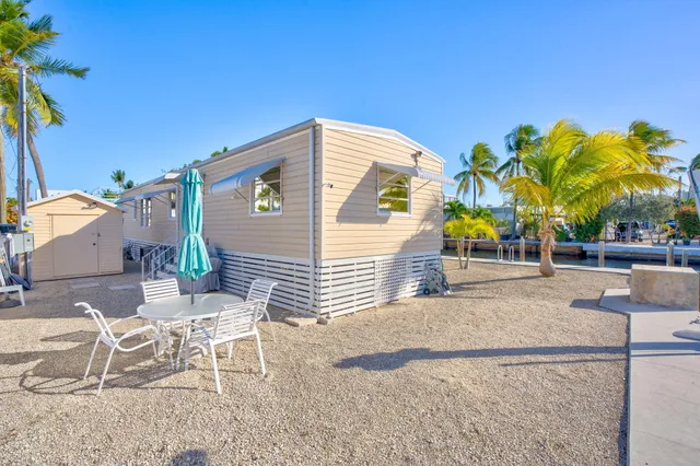 $825,000 | 256 Allen Avenue, Key Largo, FL 33037