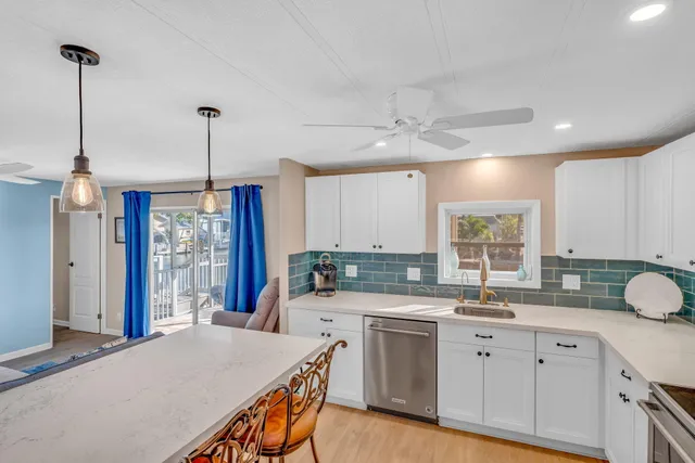 $825,000 | 256 Allen Avenue, Key Largo, FL 33037