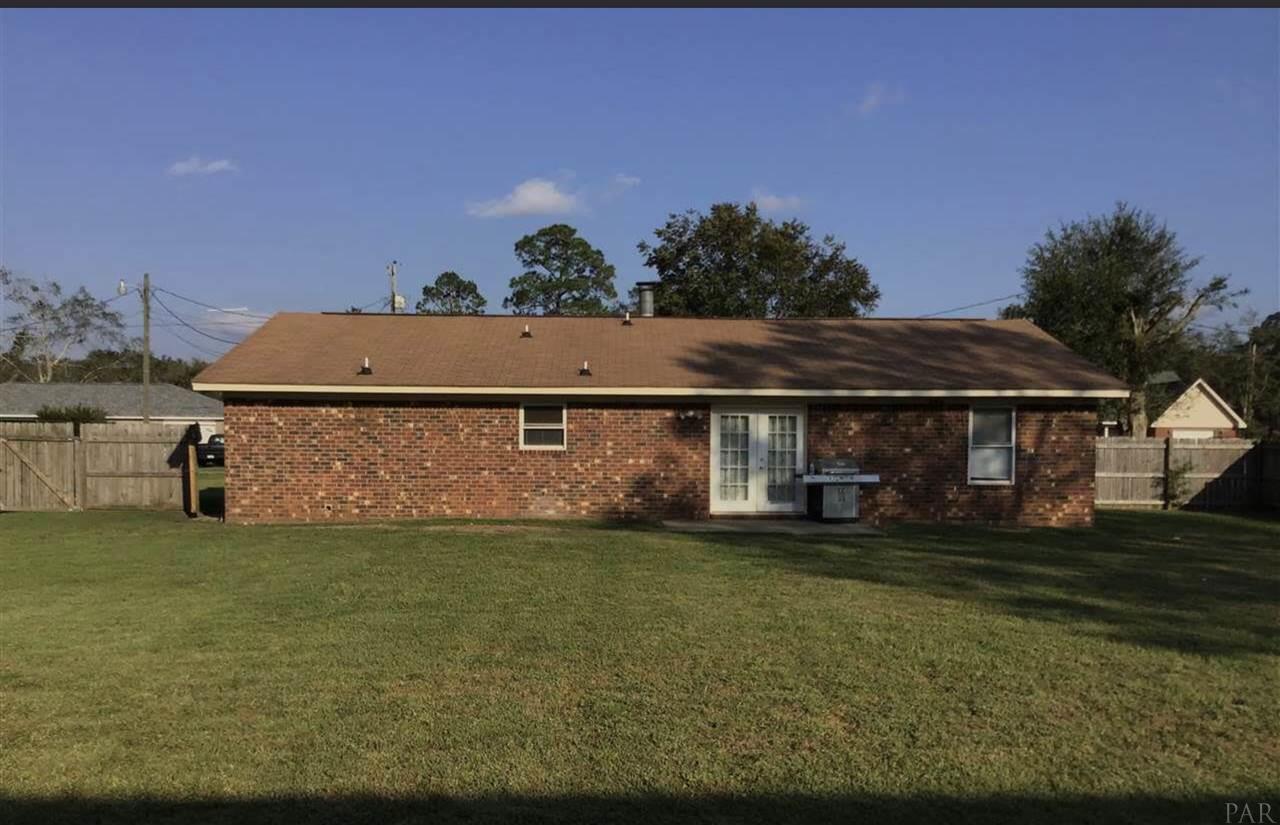 4209 Sea Port Road Pace, FL 32571 - Photo 3 of 9