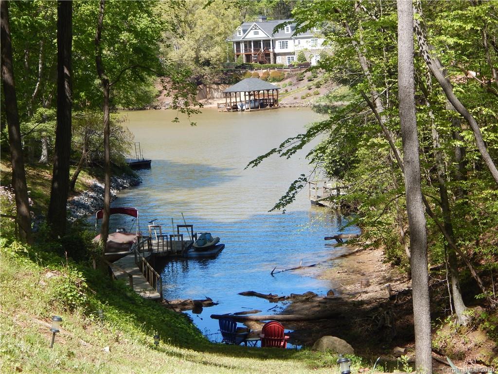 6052 Powder Point Drive Hickory, NC 28601 - Photo 14 of 39 Gallery Image 14