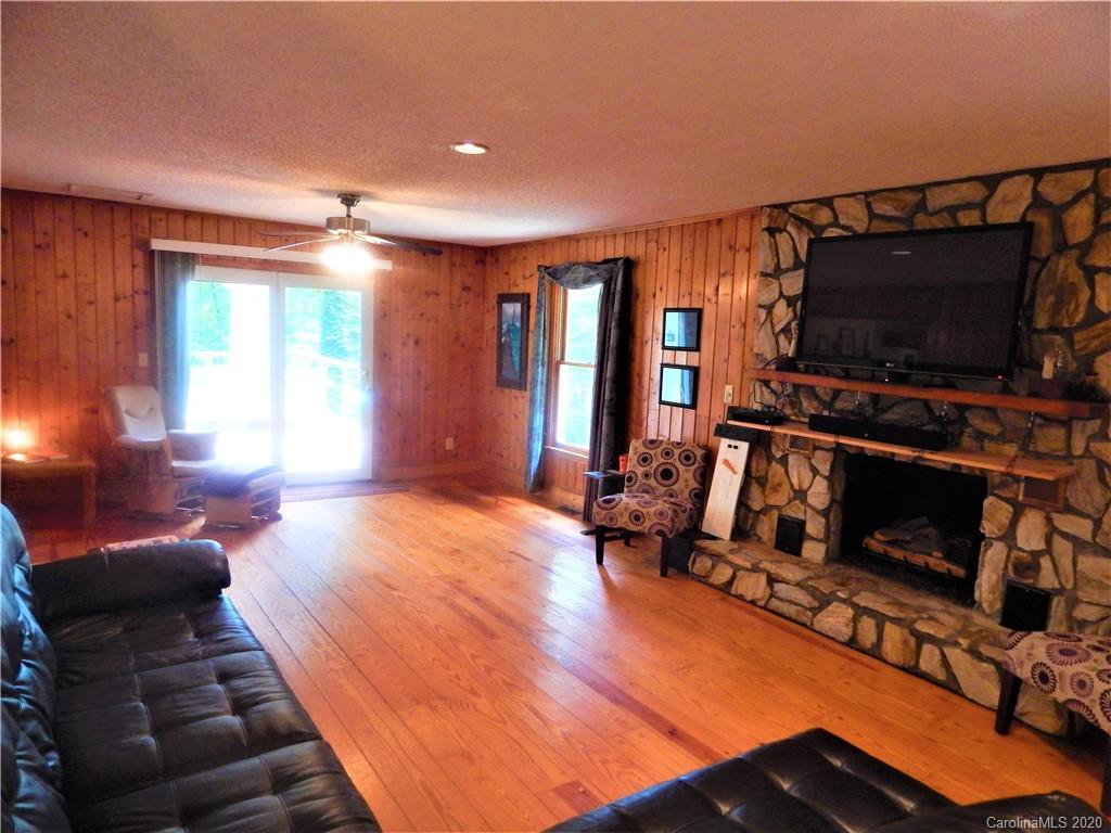 6052 Powder Point Drive Hickory, NC 28601 - Photo 17 of 39 Gallery Image 17