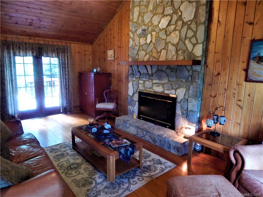 6052 Powder Point Drive Hickory, NC 28601 - Photo 28 of 39 Gallery Image 28
