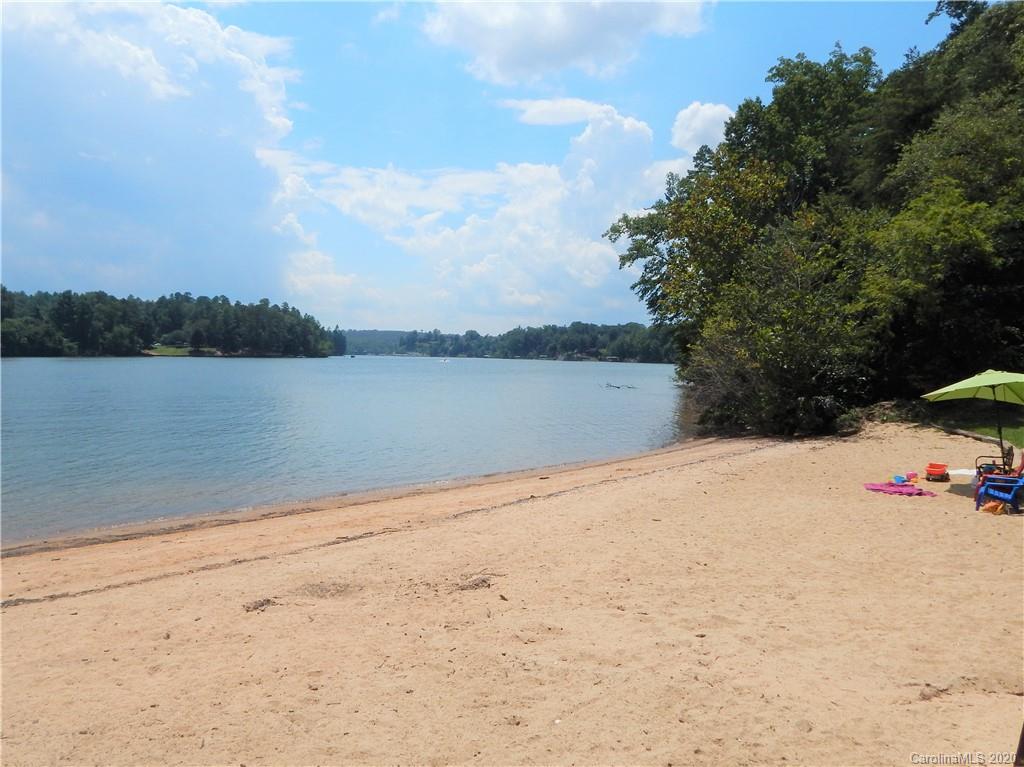 6052 Powder Point Drive Hickory, NC 28601 - Photo 38 of 39 Gallery Image 38