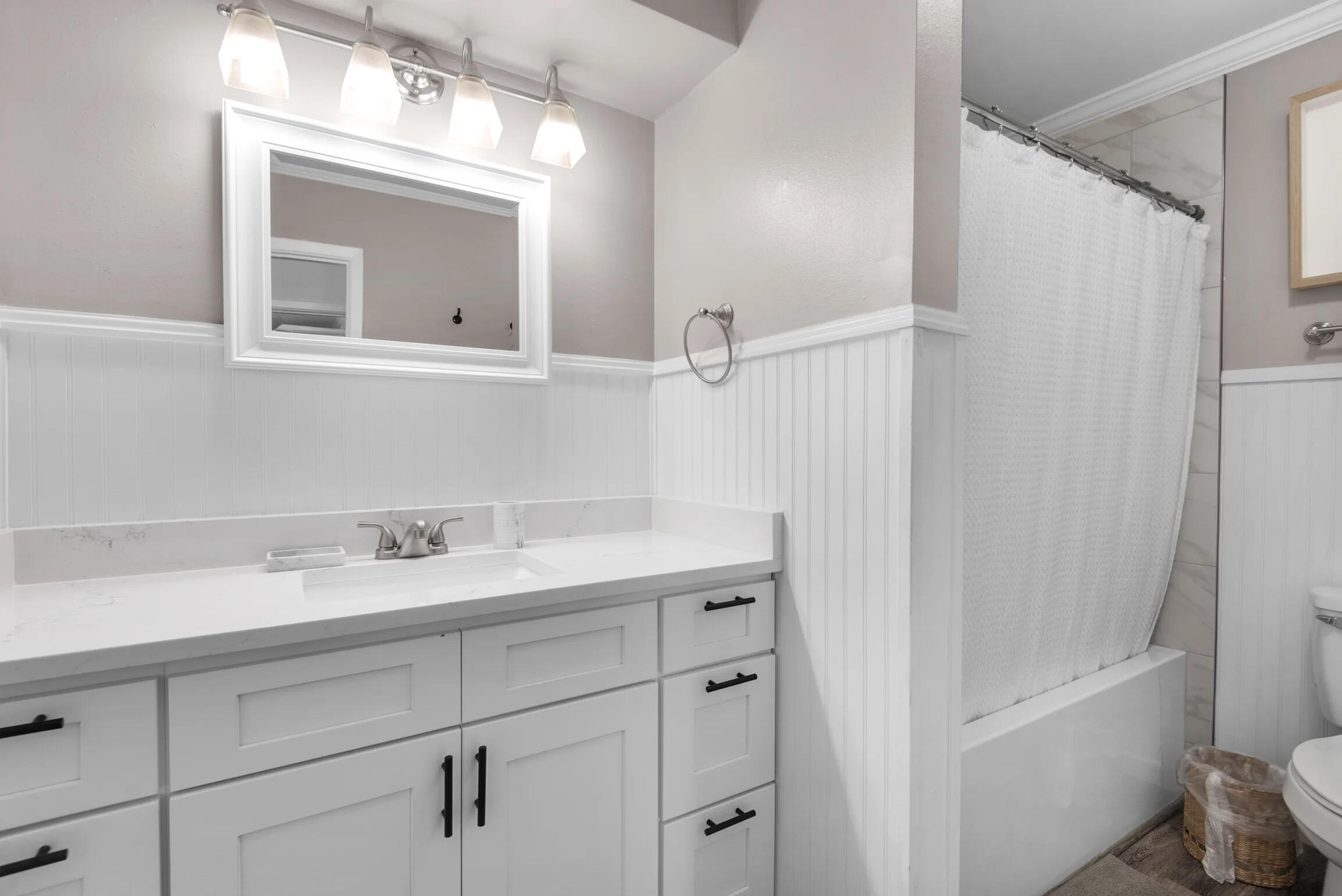 58 Overlook Drive Destin, FL 32550 - Photo 20 of 48 a bathroom with a sink a vanity and a mirror