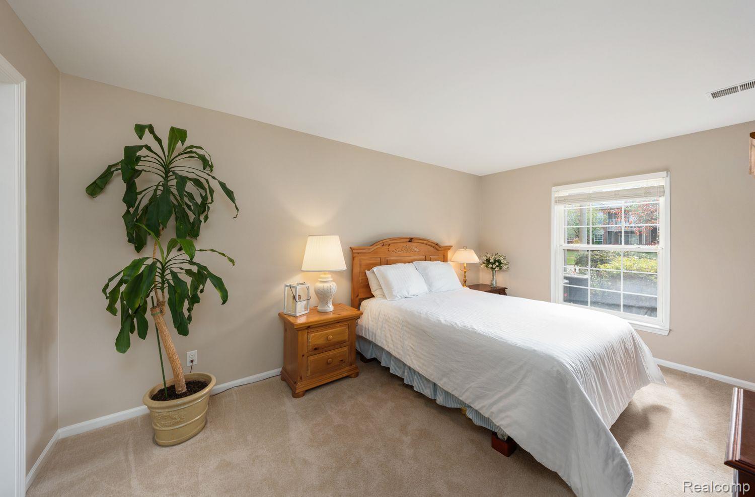 3558 Tremonte Circle Rochester, MI 48306 - Photo 14 of 36 Gallery Image 14