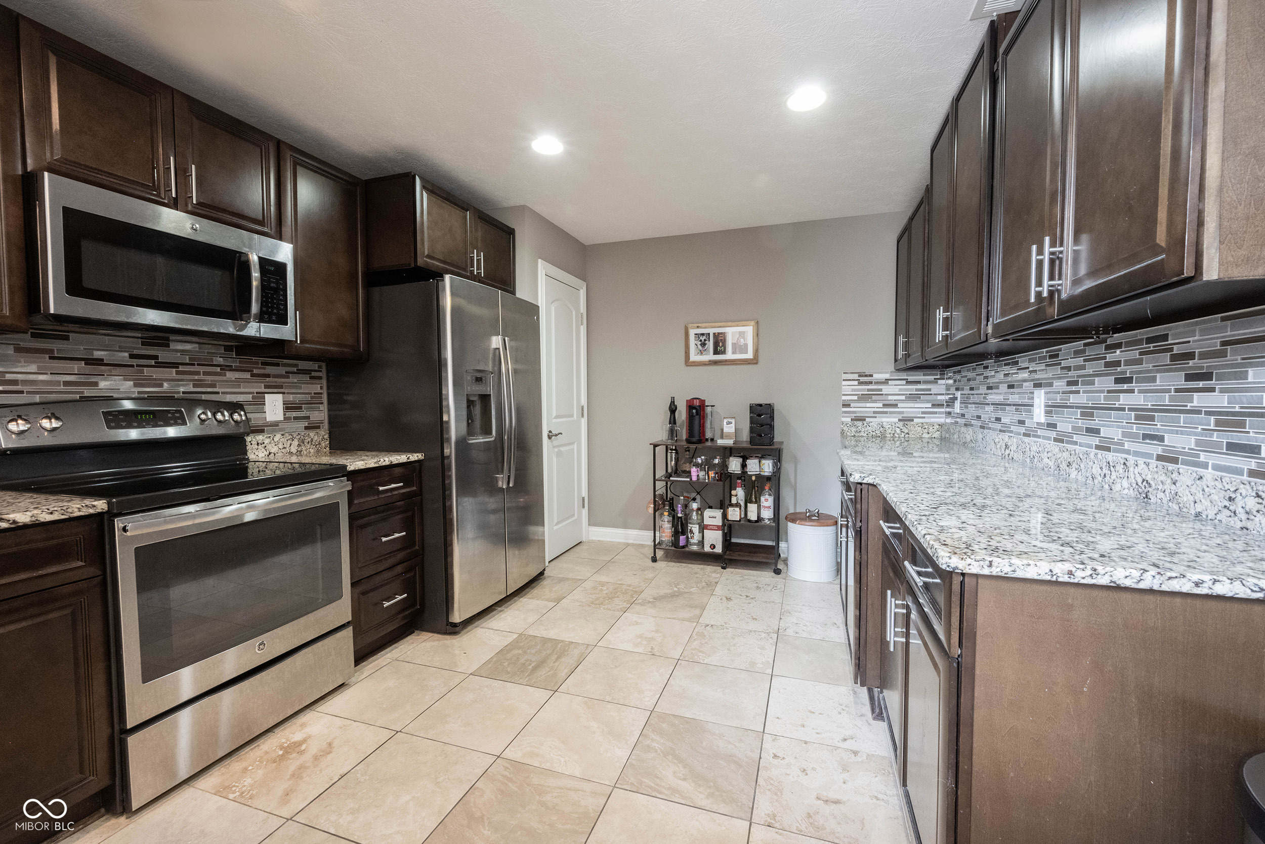9732 Highpoint Ridge Drive, Unit 104 Fishers, IN 46037 - Photo 14 of 31 Gallery Image 14