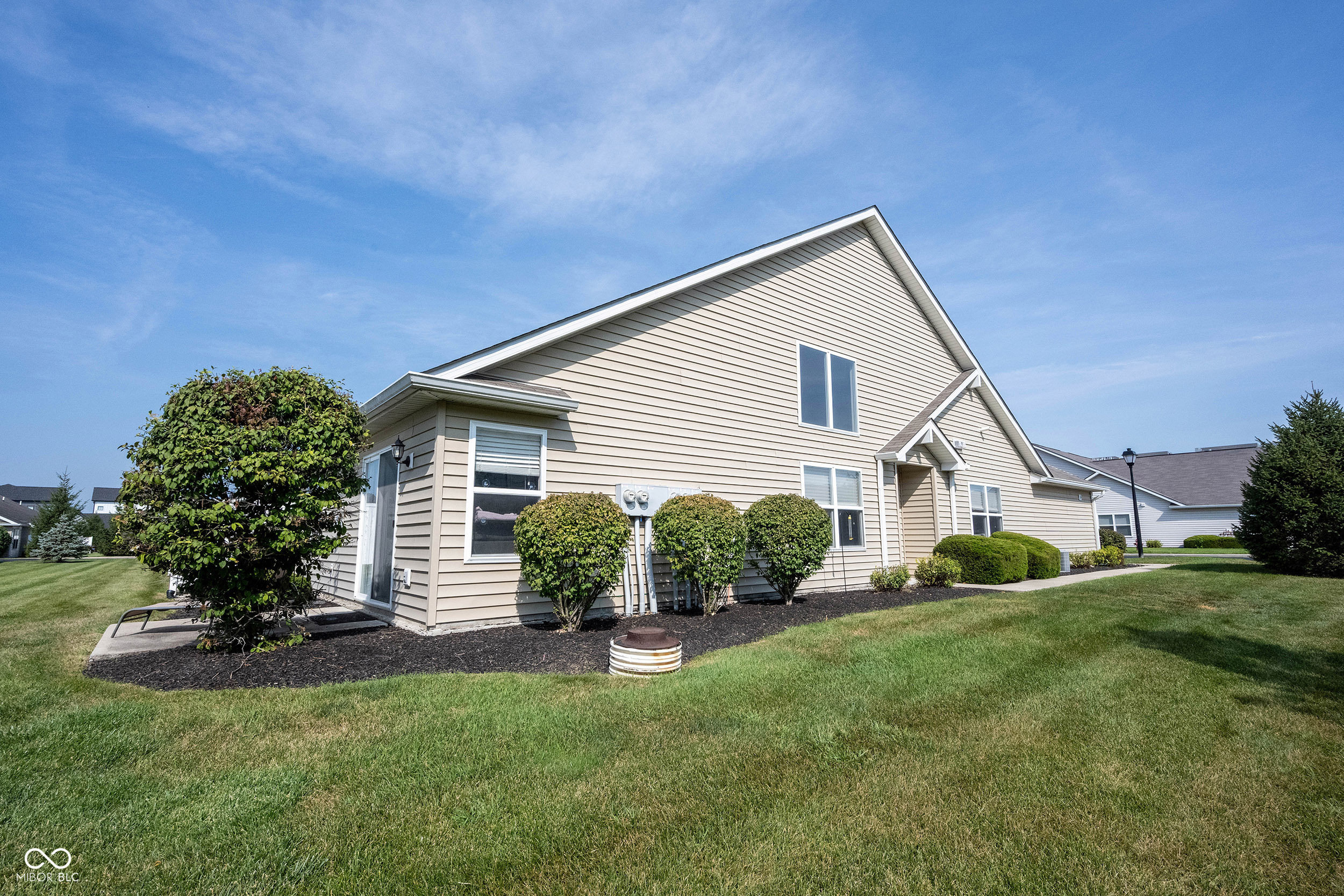 9732 Highpoint Ridge Drive, Unit 104 Fishers, IN 46037 - Photo 29 of 31 Gallery Image 29