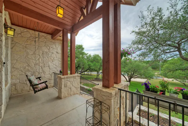 $950,000 | 124 Summer Oak Court, Georgetown, TX 78628