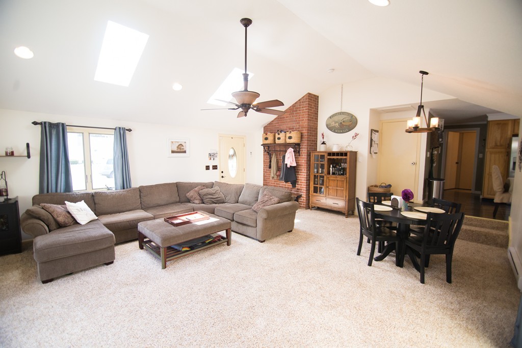 111 Dayton Street Springfield, MA 01118 - Photo 4 of 15 Gallery Image 4