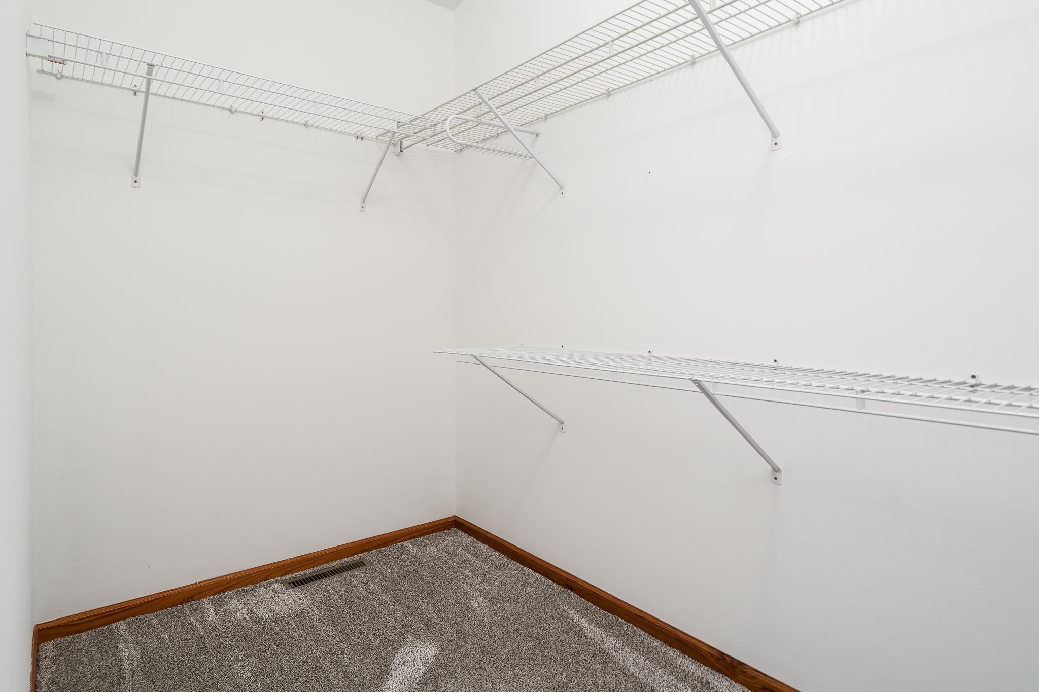 118 London Road Southeast Poplar Grove, IL 61065 - Photo 20 of 50 Gallery Image 20