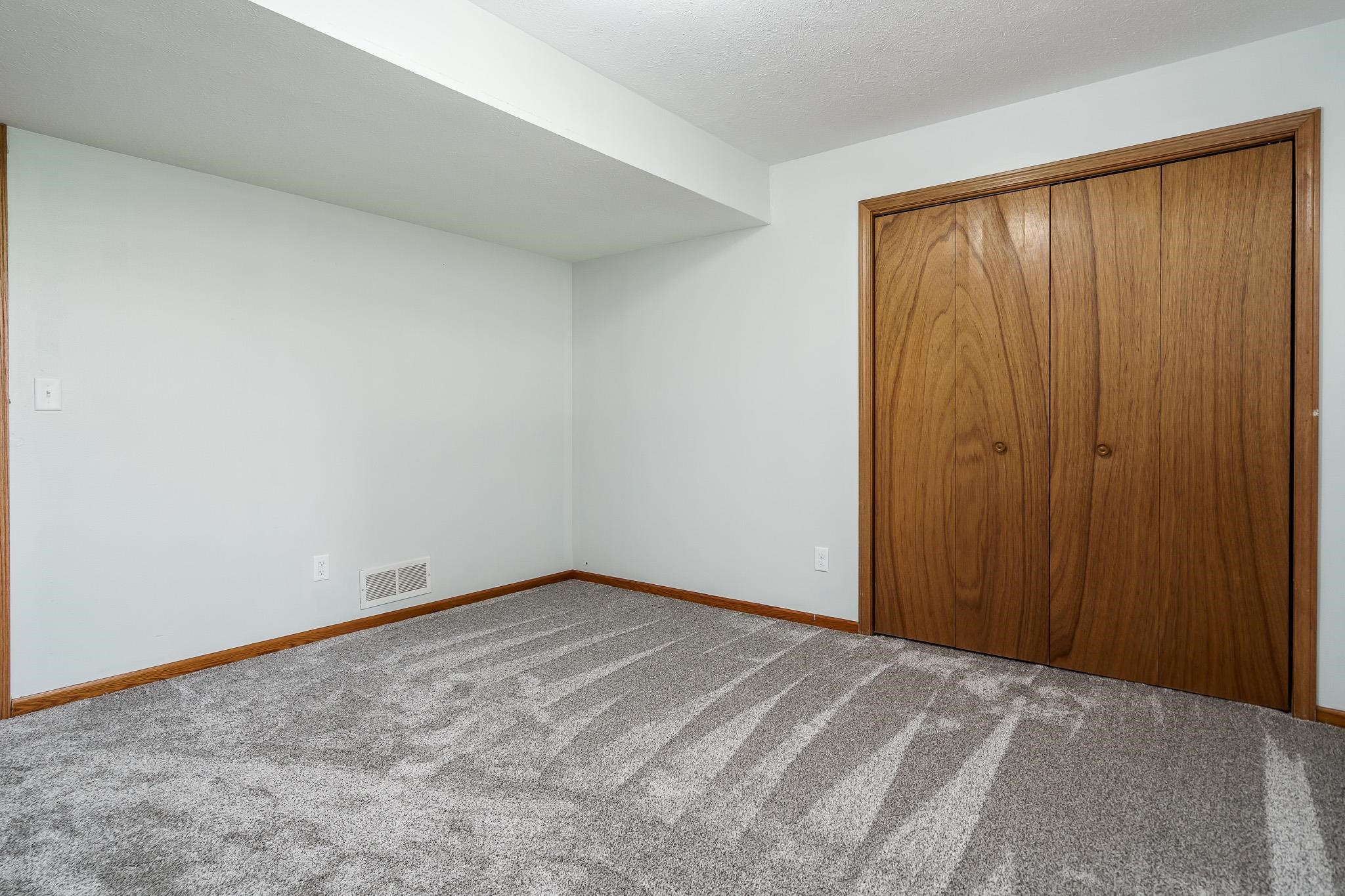 118 London Road Southeast Poplar Grove, IL 61065 - Photo 32 of 50 Gallery Image 32
