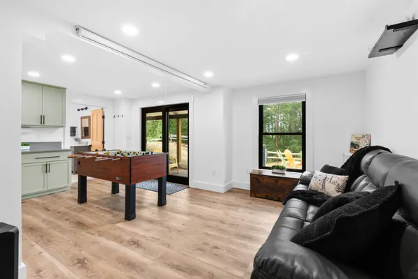 $895,000 | 127 Highway 16A, Bartlett, NH 03845