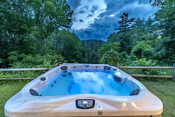 $895,000 | 127 Highway 16A, Bartlett, NH 03845