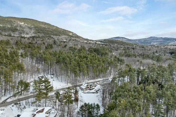 $895,000 | 127 Highway 16A, Bartlett, NH 03845
