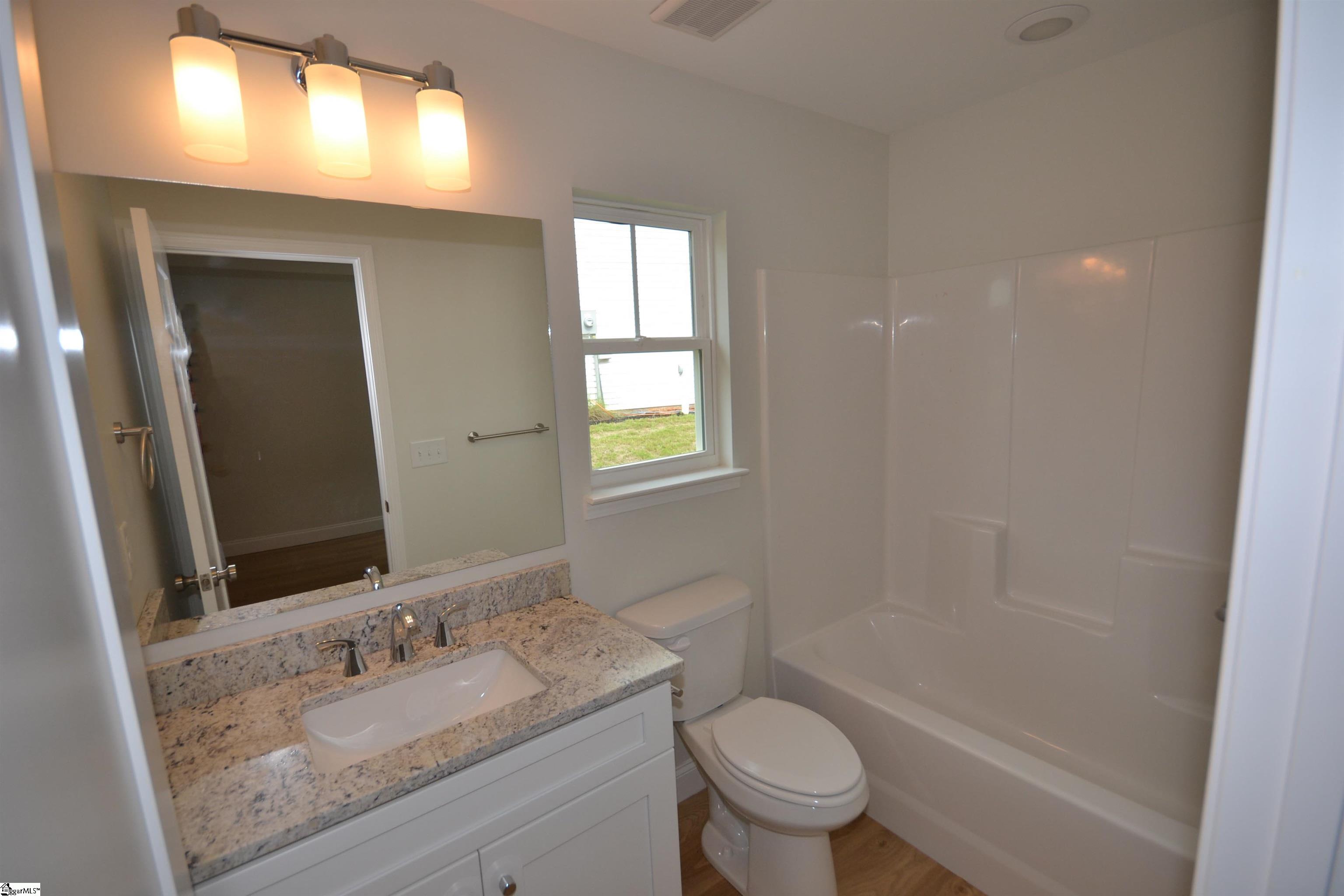 124b Kennedy Road Taylors, SC 29687 - Photo 11 of 11