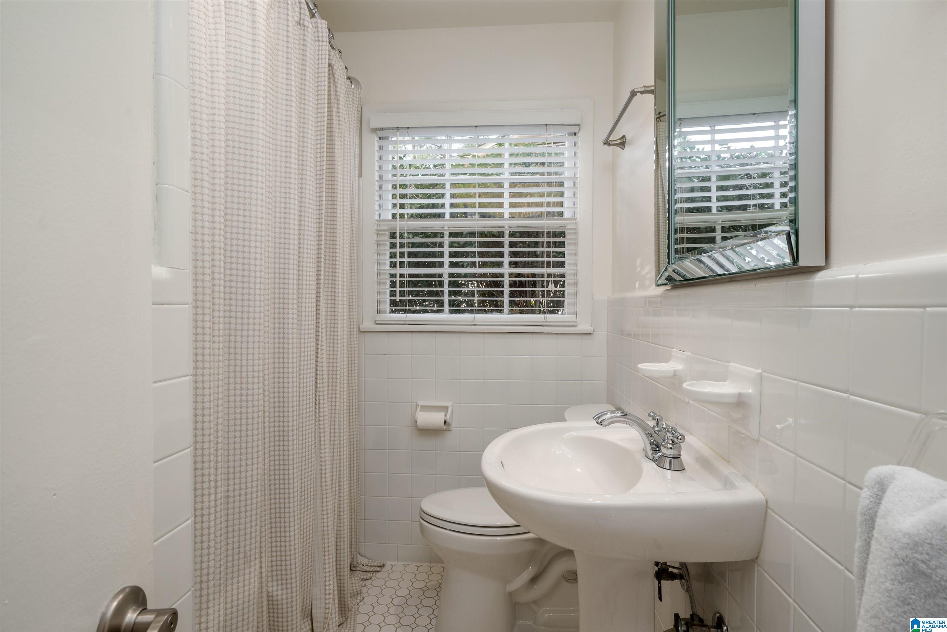 4356 MountainDale Road Birmingham, AL 35213 - Photo 24 of 38