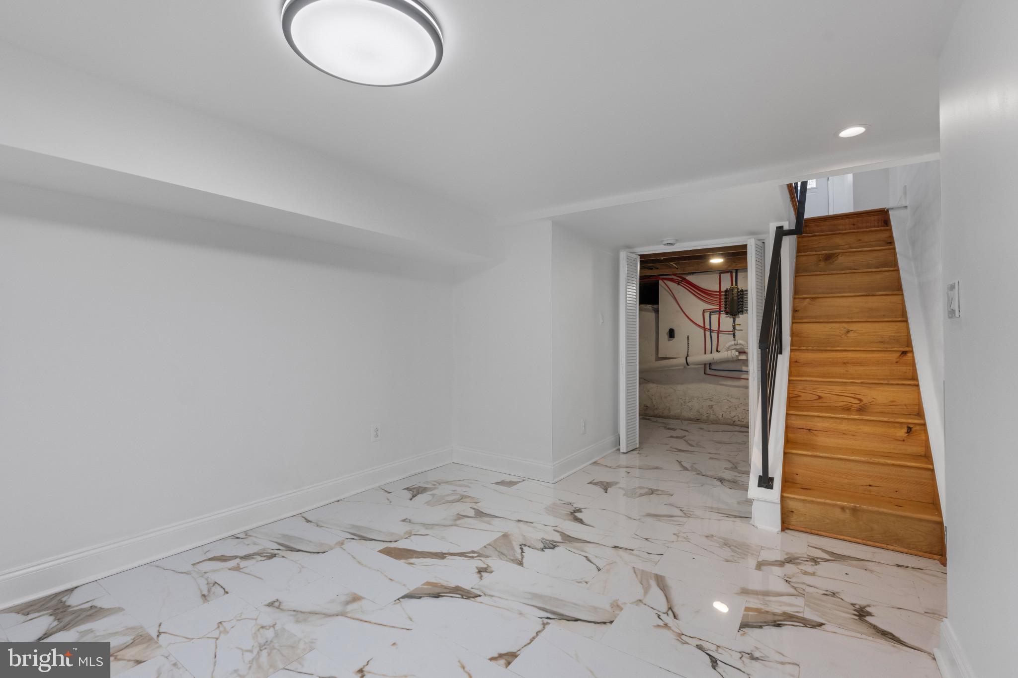 625 Winton Street Philadelphia, PA 19148 - Photo 21 of 25