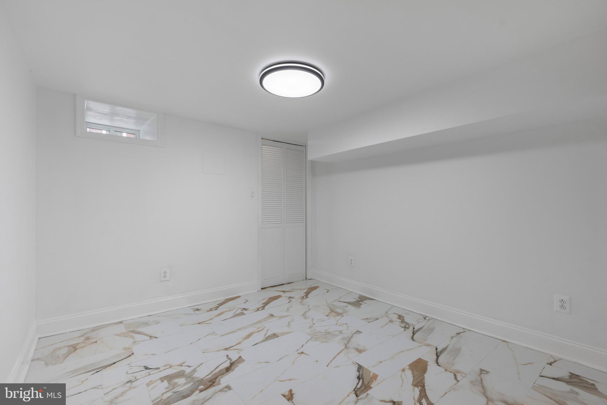 625 Winton Street Philadelphia, PA 19148 - Photo 22 of 25