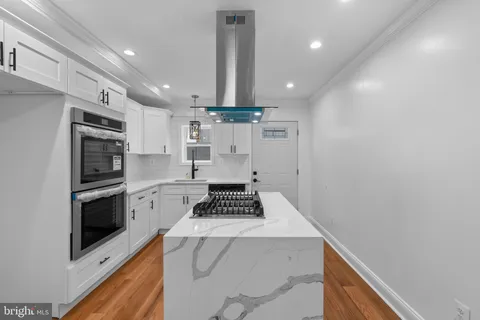 $350,000 | 625 Winton Street, Philadelphia, PA 19148