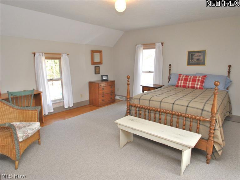 478 Koontz Road Wadsworth, OH 44281 - Photo 14 of 19 Bedroom 3 also gets plenty of light and cool breezes from its 3 windows.