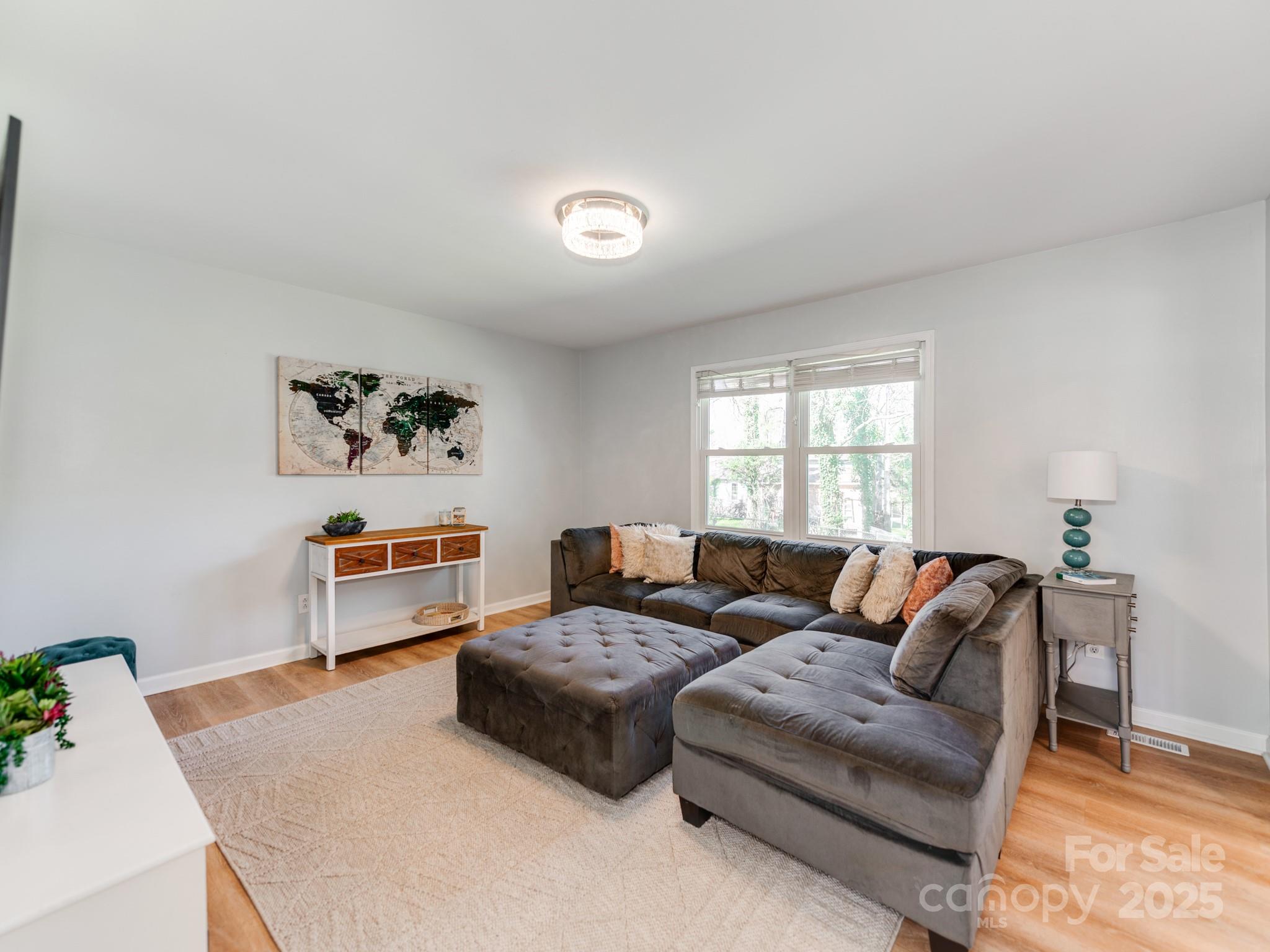 6310 Welford Road Charlotte, NC 28211 - Photo 12 of 28
