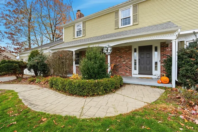 $664,900 | 27 Eastwood Drive, Wilbraham, MA 01095