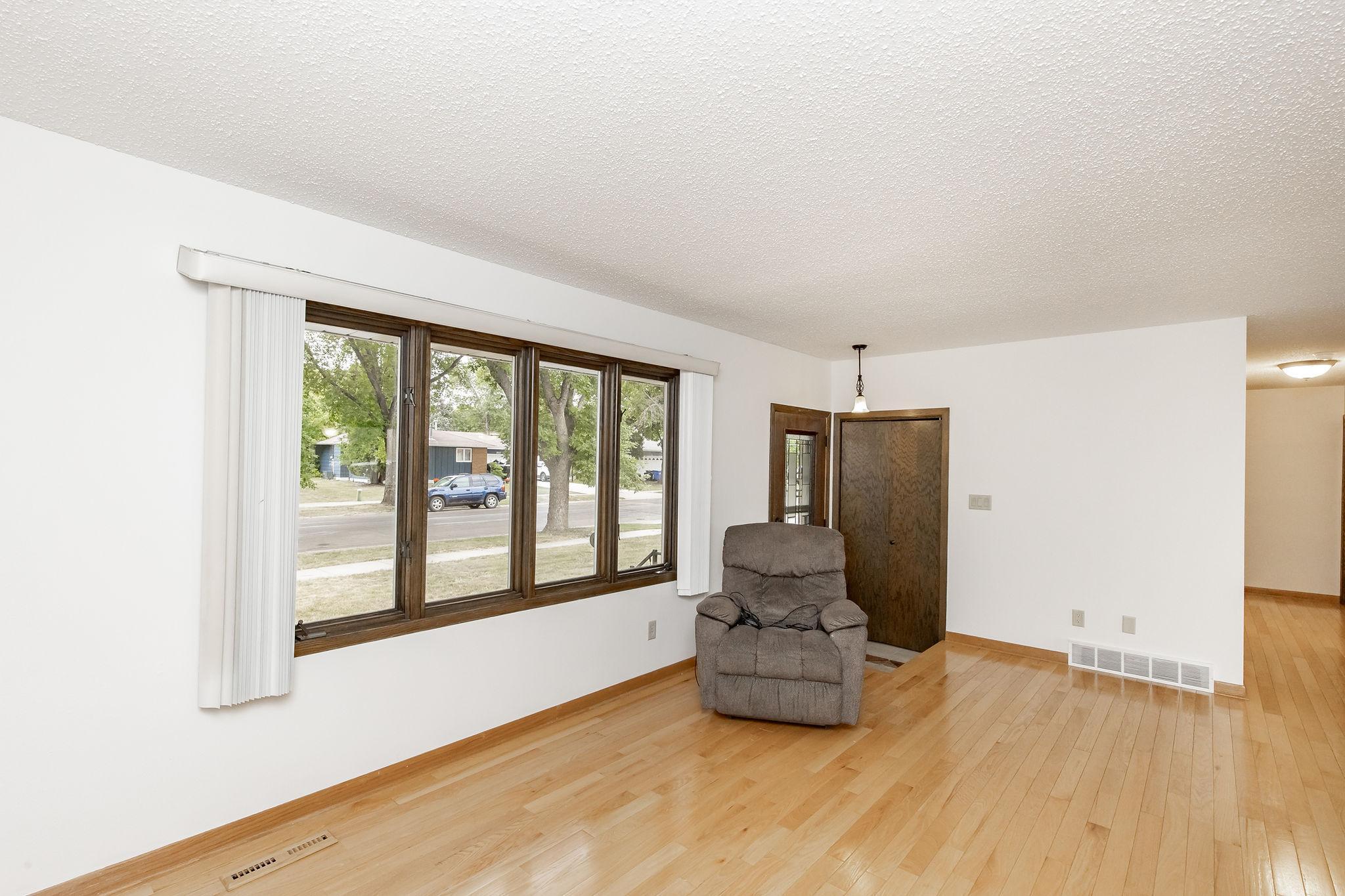 2544 Arrowhead Road South Fargo, ND 58103 - Photo 8 of 53 Gallery Image 8