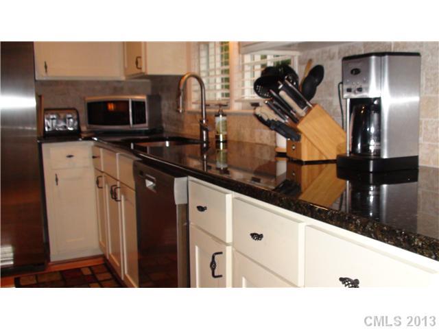 233 Chiswick Road Charlotte, NC 28211 - Photo 2 of 16 Gallery Image 2