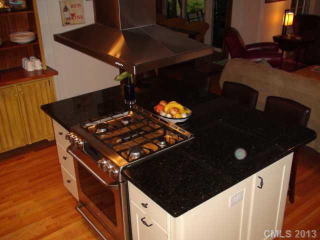 233 Chiswick Road Charlotte, NC 28211 - Photo 4 of 16 Gallery Image 4