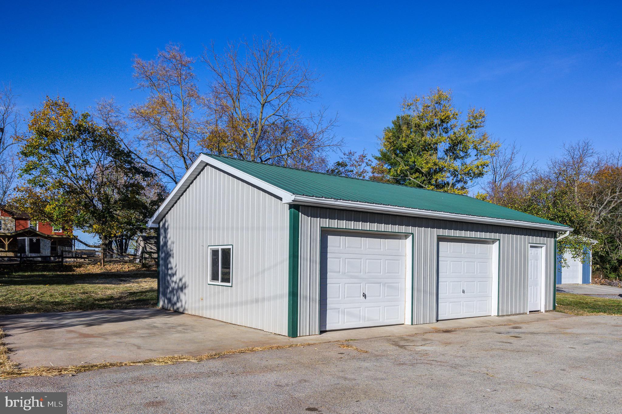 4703 Teeter Road Taneytown, MD 21787 - Photo 3 of 38