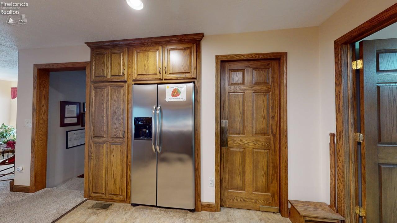 124 Rustic Rook Drive Willard, OH 44890 - Photo 15 of 33 Gallery Image 15