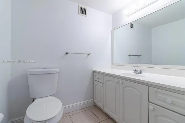 $1,950 | 500 Three Islands Boulevard, Unit 222, Hallandale Beach, FL 33009