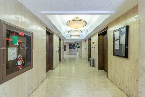 $1,950 | 500 Three Islands Boulevard, Unit 222, Hallandale Beach, FL 33009