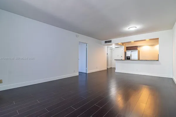 $1,950 | 500 Three Islands Boulevard, Unit 222, Hallandale Beach, FL 33009