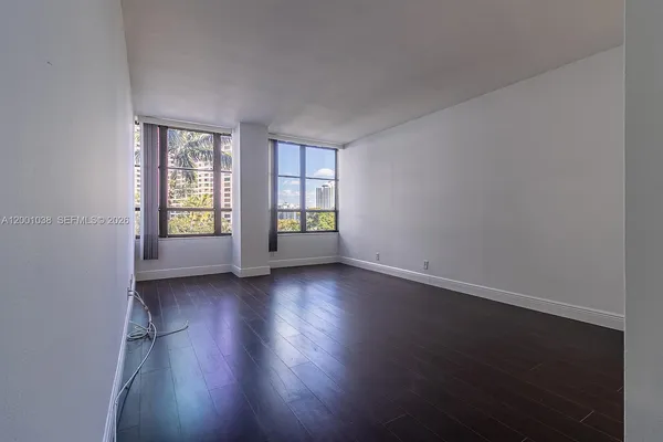 $1,950 | 500 Three Islands Boulevard, Unit 222, Hallandale Beach, FL 33009