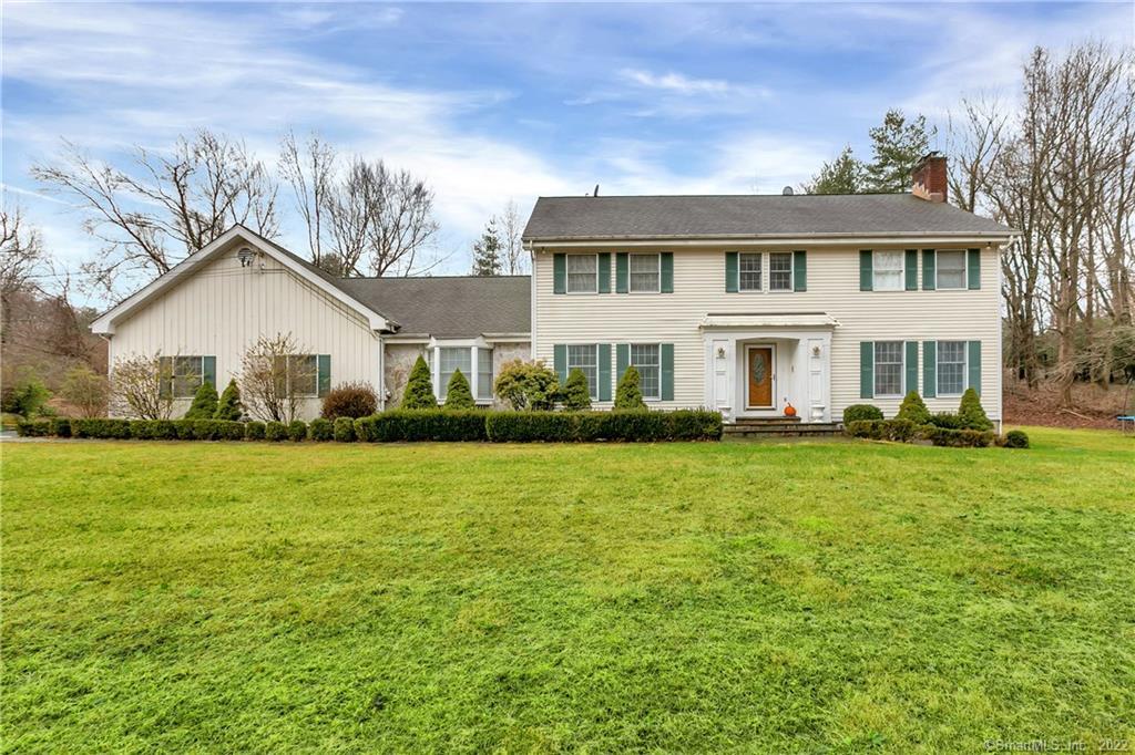 250 Hemlock Hills Road South Fairfield, CT 06824 - Photo 1 of 1 Gallery Image 1