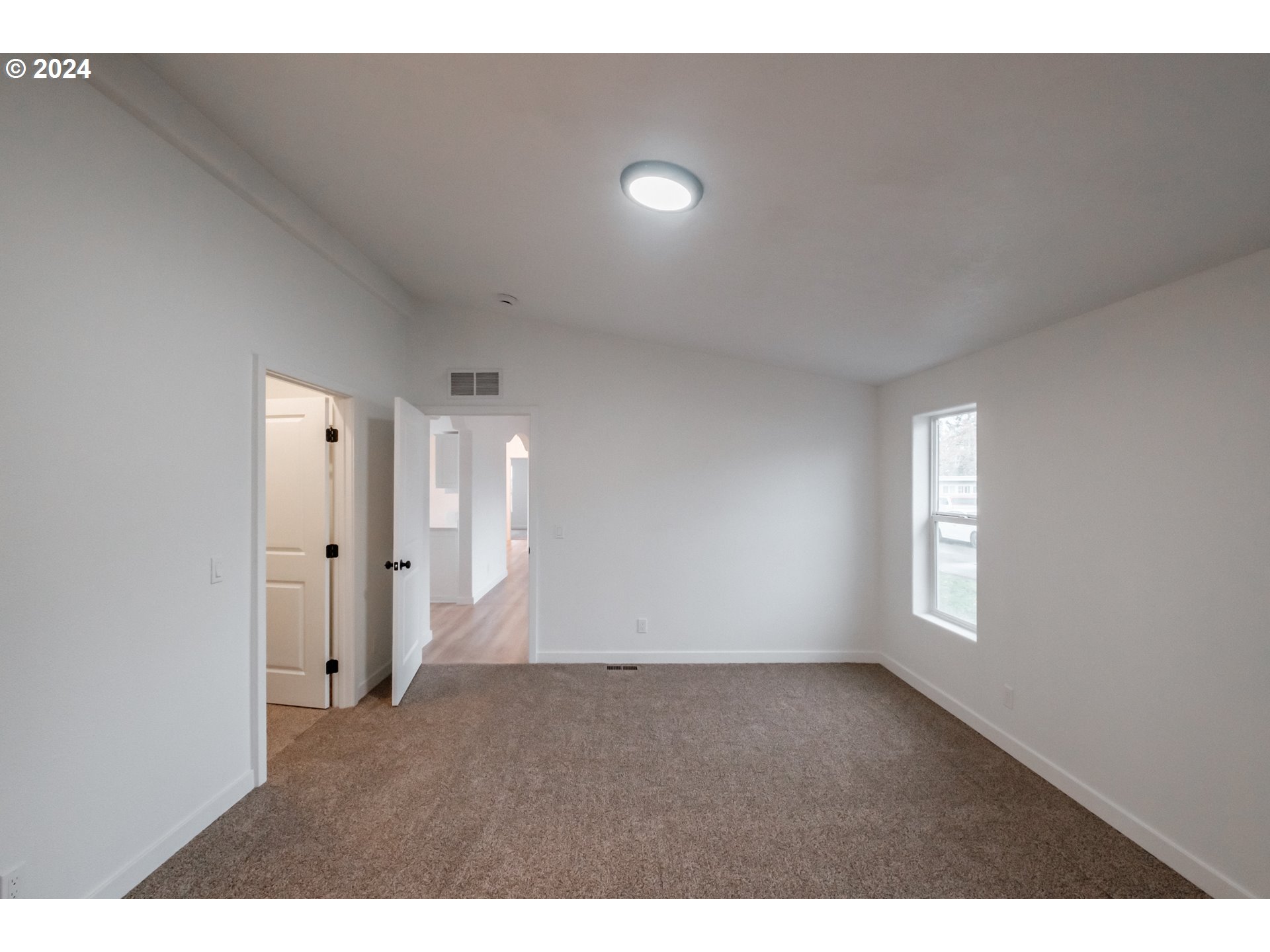 1509 Harvey Road Cottage Grove, OR 97424 - Photo 17 of 20 Gallery Image 17