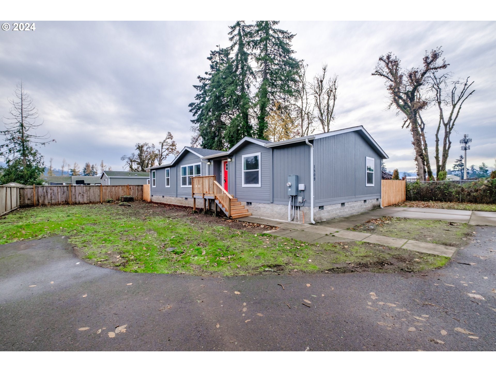 1509 Harvey Road Cottage Grove, OR 97424 - Photo 2 of 20 Gallery Image 2