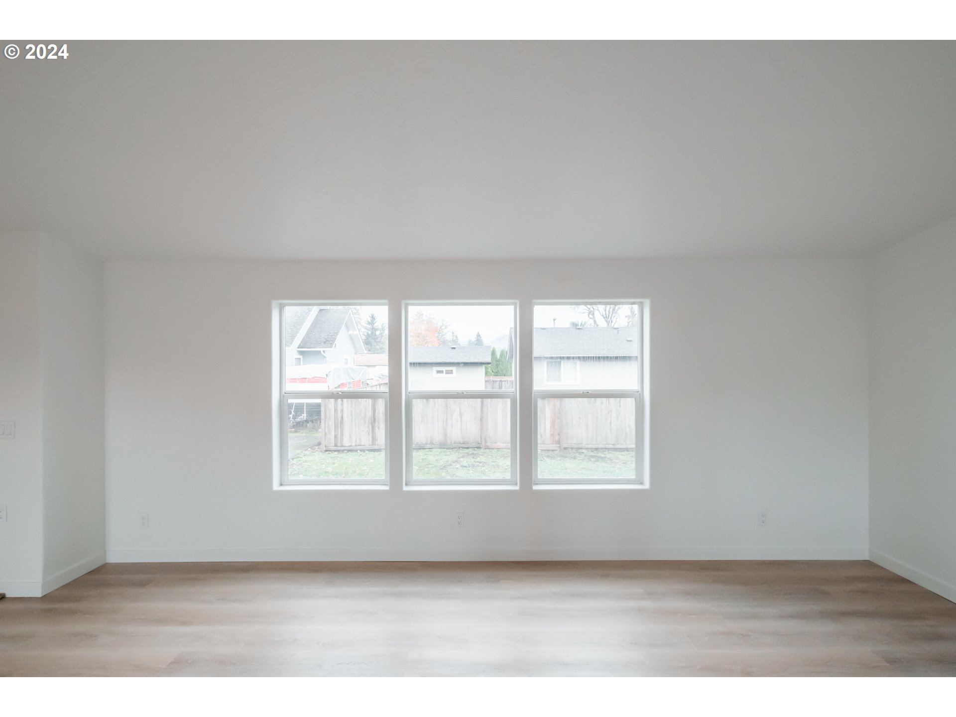1509 Harvey Road Cottage Grove, OR 97424 - Photo 9 of 20 Gallery Image 9